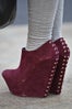 Elizabeth Baugh,%0ASteve%0AMadden%0Ashoes_Styling Assistant_CrystalSchreiner