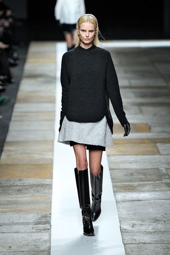 tightskirtunderflipskirt_TheyskensTheory_tht_fw13_076
