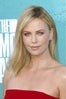 stylish-summer-haircuts-charlize-theron