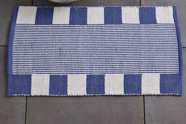 pottery-barn-bath-mat