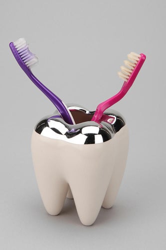 urban-outfitters-toobrush-holder