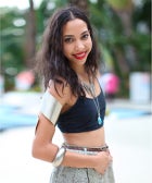 Street Style: Now THIS Is How You Wear A Sports Bra In Public samantha-op