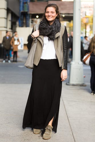 5 Feelin'-Cozy Outfits Featuring Scarves
