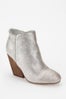 Ecote_$69_Urban-Outfitters