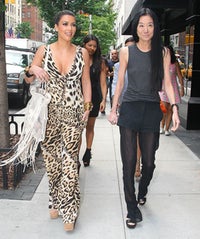 Kim Kardashian Shops For A Wedding Dress With Vera Wang In Totally Un-Staged Photos