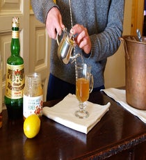 Add the hot ginger tea and honey. Stir to combine. 15_Step-3_1