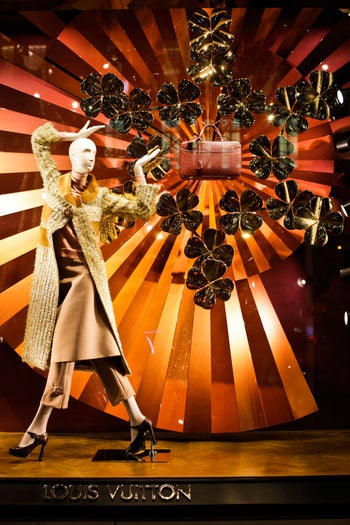 26_27LouisVuitton_JacquelineHarriet