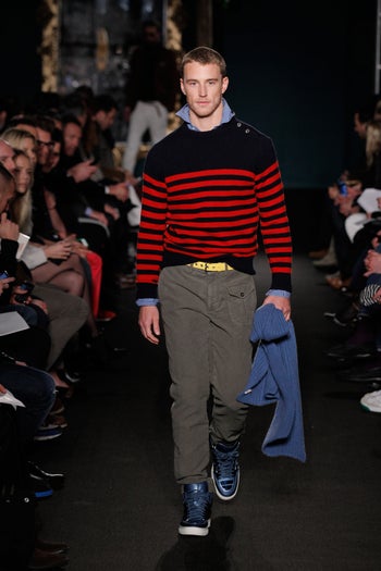 mb26