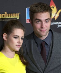 Have Robert Pattinson & Kristen Stewart Split For Good? Maybe? opener