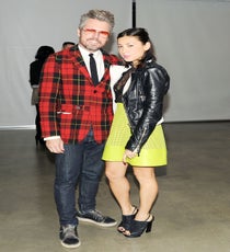 Bill Powers and Jen Brill make for a color palette that somehow works.
Photo: Billy Farrell/BFAnyc.com. rx4