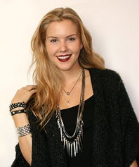 chloe-isabel-opener
