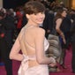 Anne_Hathaway_Prada_Oscars280