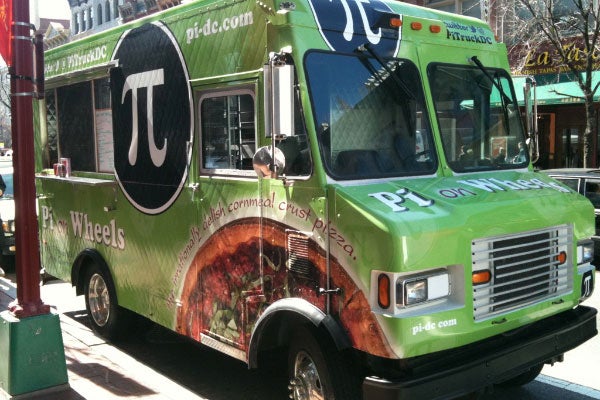 FoodTrucks_PiTruck_Truck0_cropslide