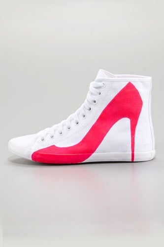 Be&D_BigCityPump_$128_NeimanMarcus