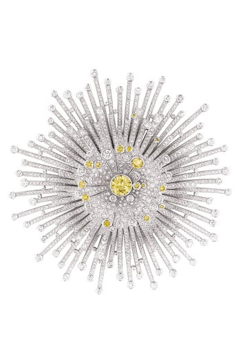 Star_Brooch_Current