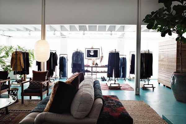 COH_showroom24_large.jpg-600