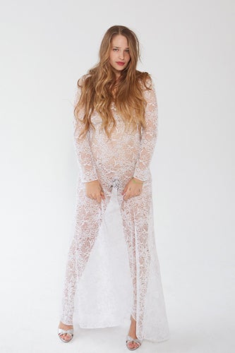 Jemima Kirke & Pamela Love Get Married For Stone Fox Bride