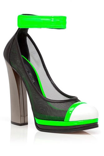 casadei-prabal-gurung-pre-fall-2013-green-capped-ankle-strap-pumps