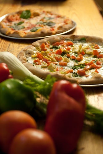 Avas-Pizza-hi-res