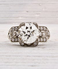 24 Of The Coolest Vintage Engagement Rings Around opener
