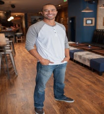 11_R29_Bartenders_SF-13