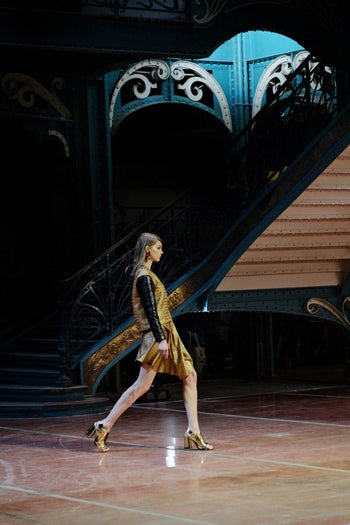 011_Kenzo_FW13_NinaW33