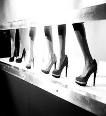 A peep show of the Cole Haan Chelsea pumps.
Photos: Courtesy of BFAnyc.com
colehaan03