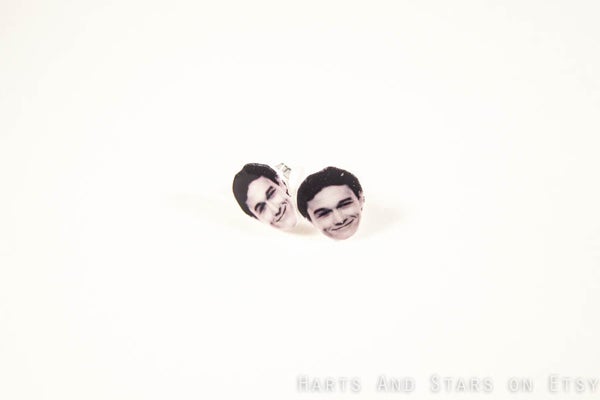 hartsandstars-jospeh-gordon-levitt-earrings-$8