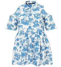A very classic print in an unexpected cut.Topshop Cutout Shoulder Shirt Dress, $80, available at Topshop.
Topshop dress