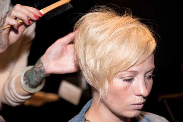 hairstyles for in between lengths