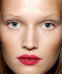 A New Take On Ombre — Now Coming To A Kisser Near You? pics