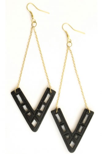 Mata-Traders-Artifact-Earrings_18slide