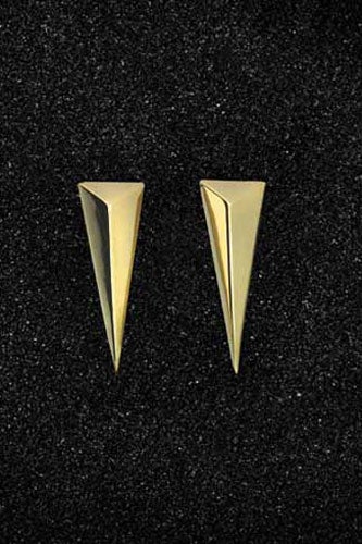 Small-Solid-Pyramid-Earrings