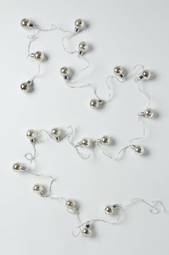 Oh-So Stylish Christmas Lights You'll Want To Keep Up All Year Long