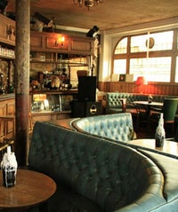 The 12 Dive Bars Every Londoner Needs To Know opener