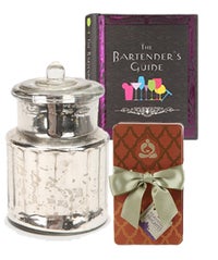 9 Hostess Gifts That'll Guarantee An Invite To Next Year's Friendsgiving opener