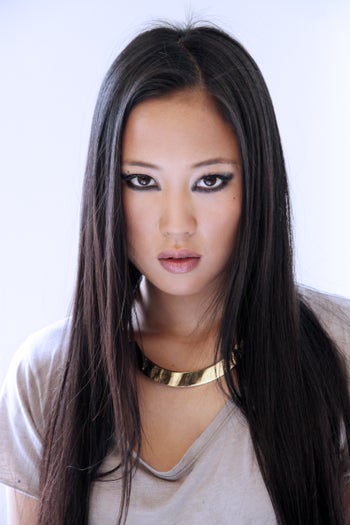 winter-makeup-essentials-look-7