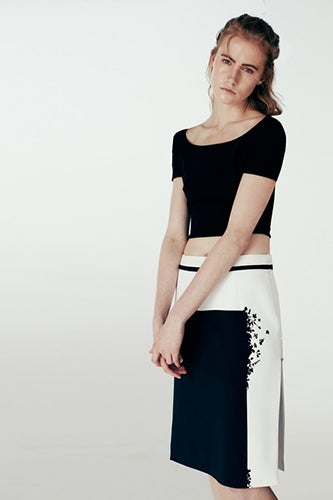 Preen_024_1366.450x675