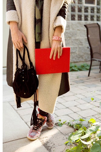 23_Home_front-of-house-outfit-detail-April_Frances-_034