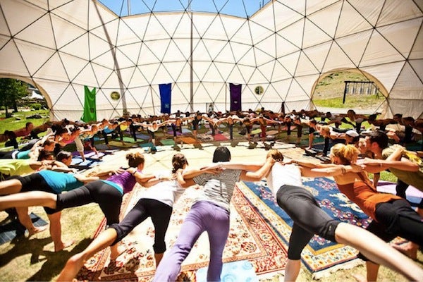 01_Kerri_Kelly_Yoga2
